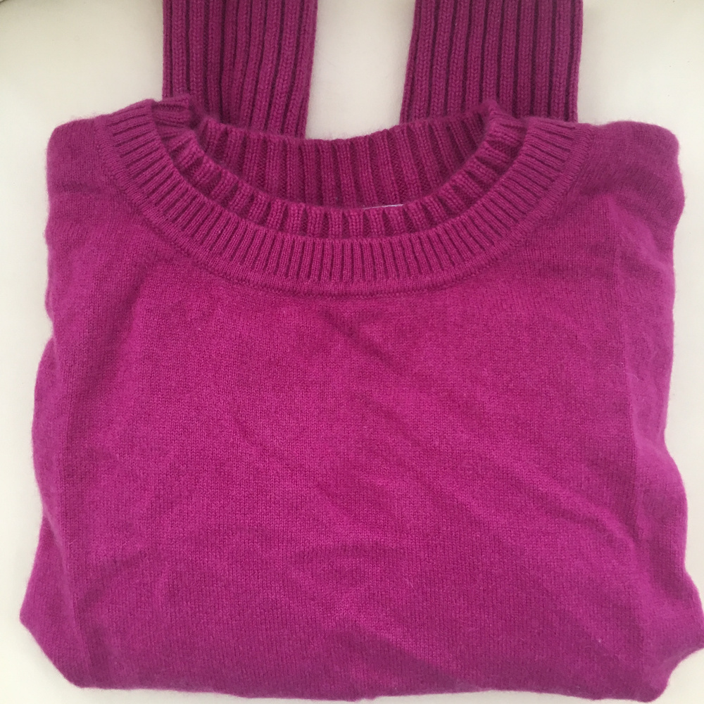 Cropped Design History Cashmere Sweater